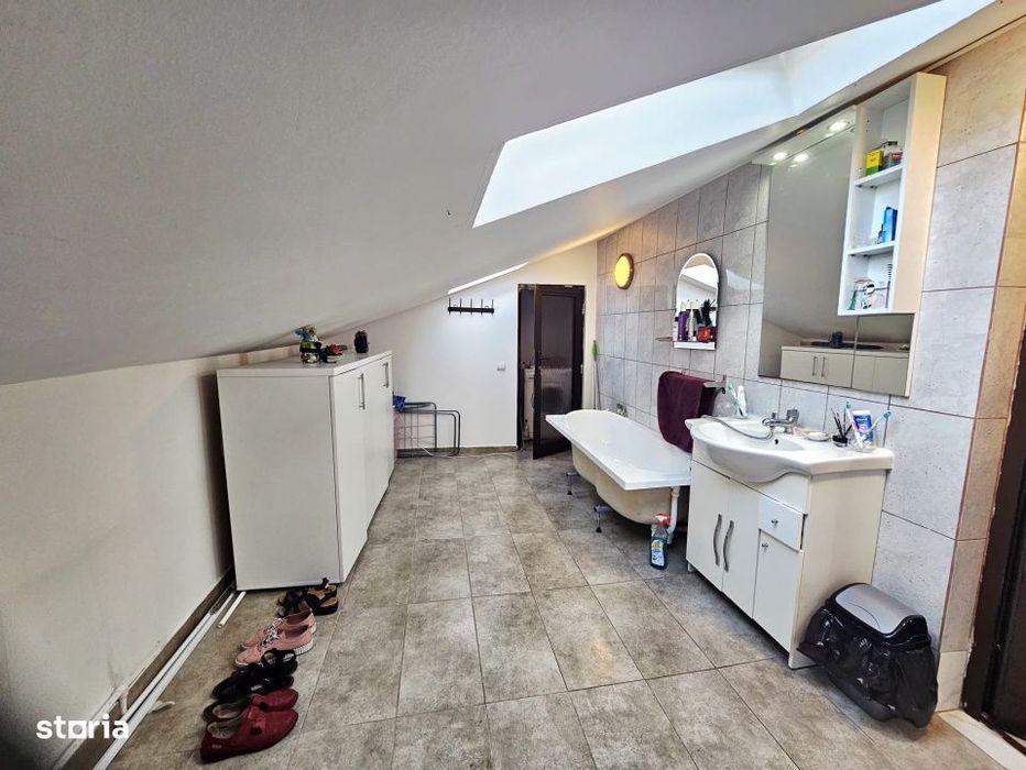 Apartament spatios -100 mp/ locul ideal pentru o familie -Manastur
