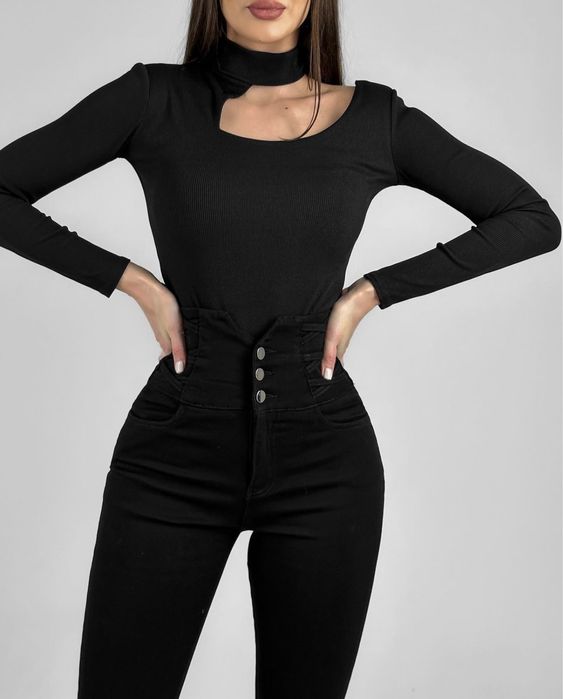 Брюки на высокой посадке