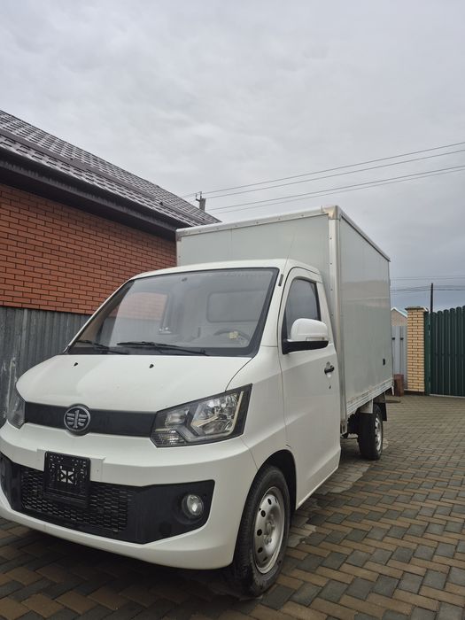 Грузовой  машина