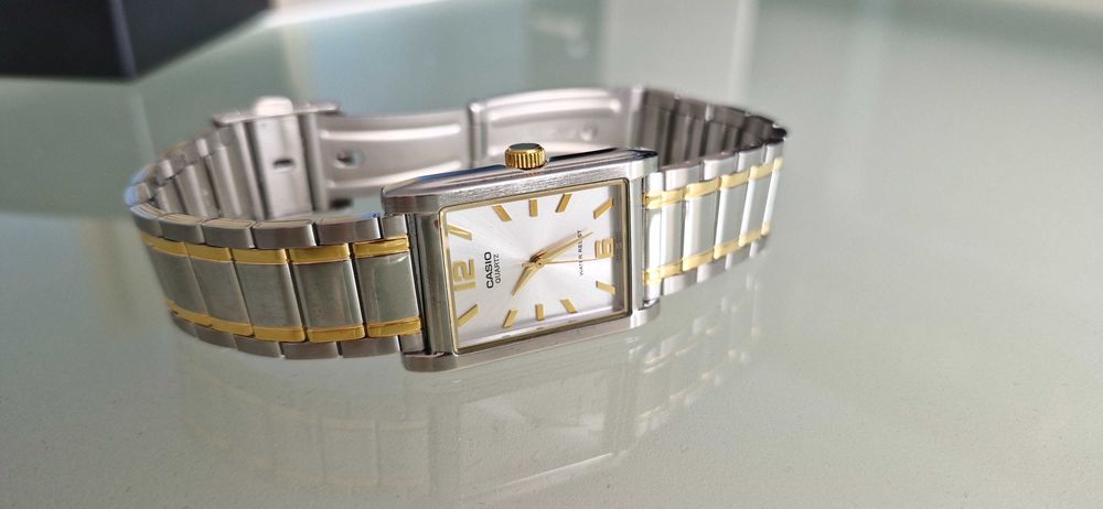 Мъжки ръчен часовник CASIO