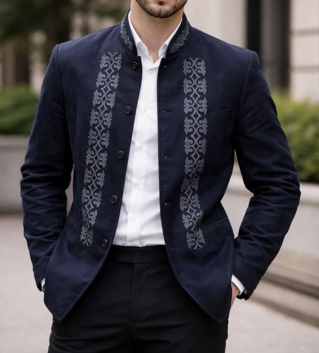 Продам казсхкий пиджак шапан