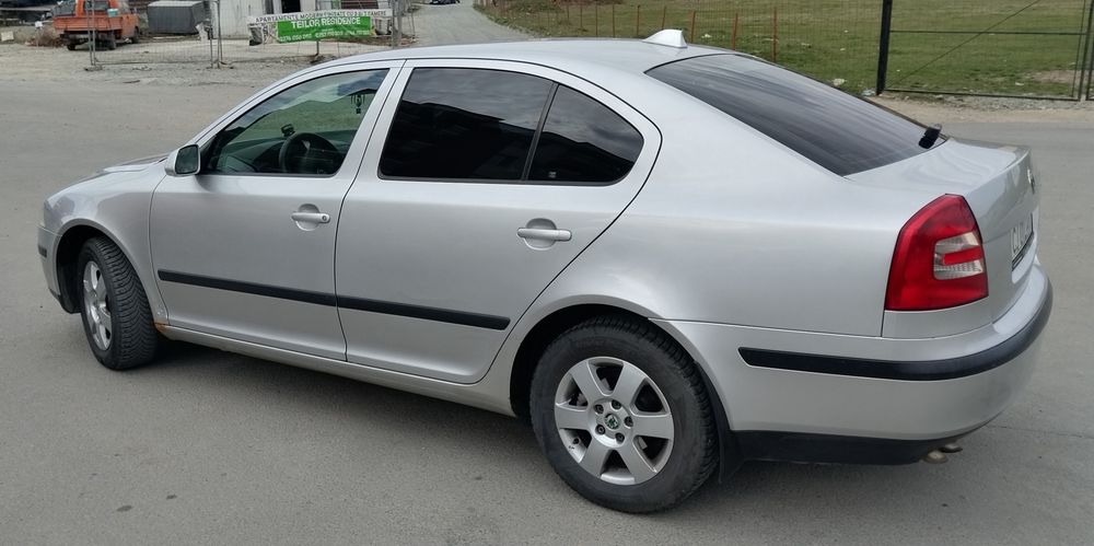 Vând Skoda Octavia 2