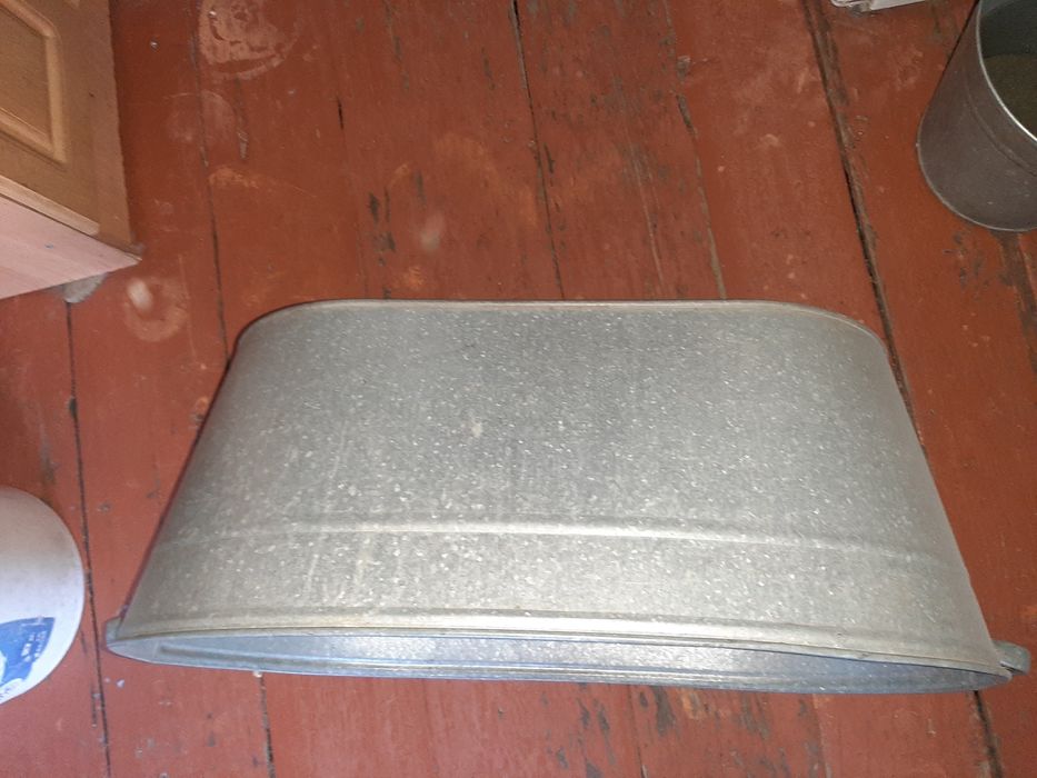 Ванна -оцинковка.