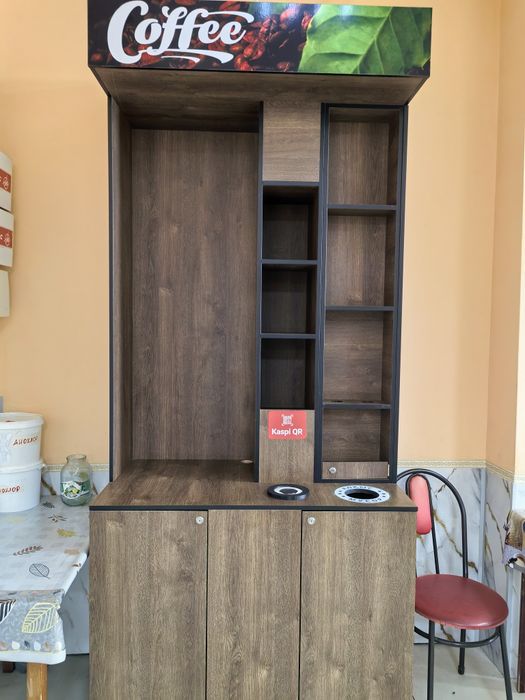 Продам кофейный шкаф