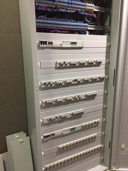 Услуги электрика