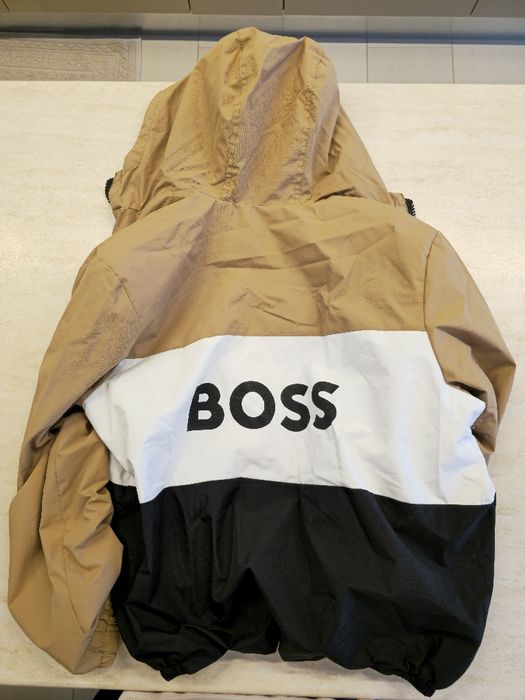 Детско яке BOSS 12г