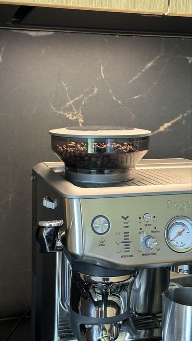 Sage Barista Express Impress - impecabil, gata de utilizare