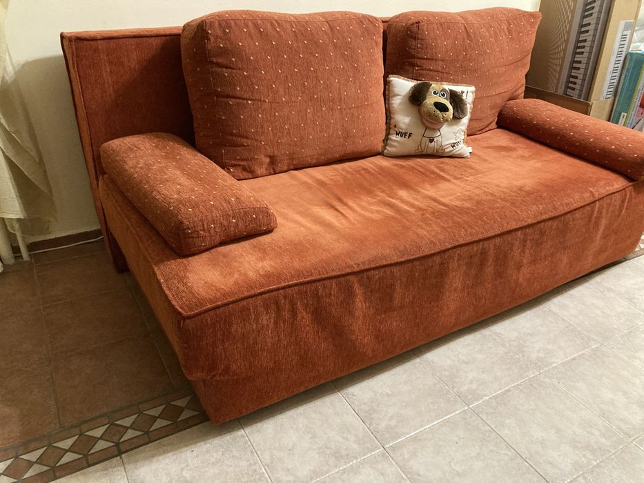 Разтегателен диван ( спалня )