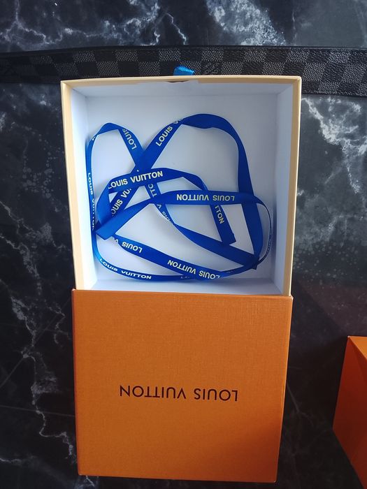 curea Louis Vuitton neagra cu factura