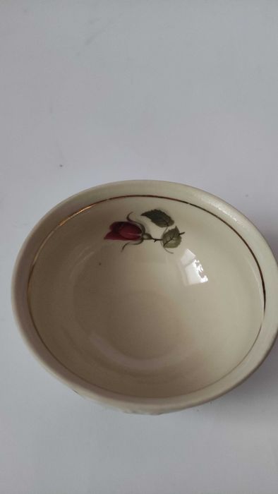 5 бр.красиви порцеланови чашки за чай/дълго кафе-полски