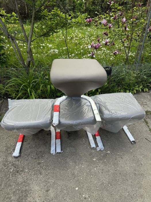 Scaune piele set de 4 bucati noi