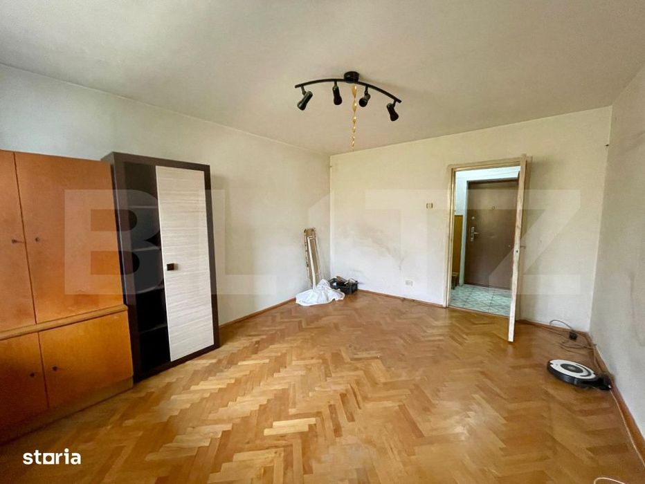 Apartament de vanzare, cu 2 camere, 52 mp, etaj 3, Dambu Pietros — fotografia 2