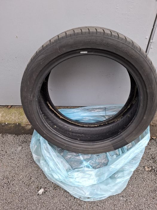 Cauciucuri Solus 4s HA32 225/45 R19 M+S stare foarte buna, fabricat