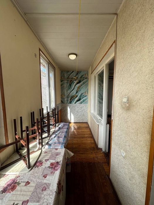 Юнсабад 11.  Срочно 3 х комнатная квартира. Продажа