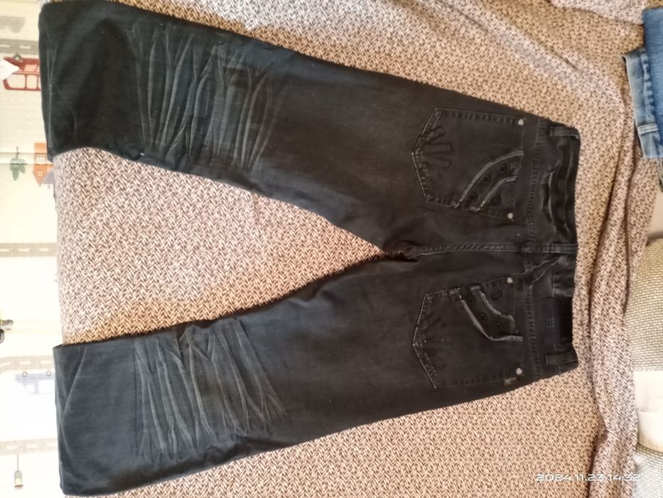 Продам джинсы разные