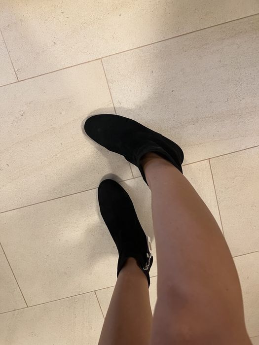 Чисто нови велурени боти Geox