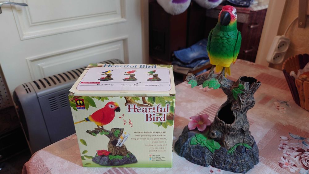 Сувенир-игрушка "Попугай на ветке"