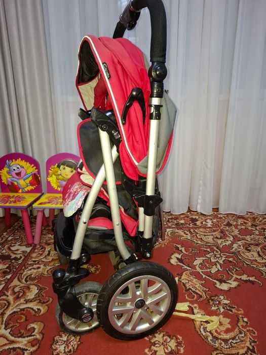 Продаю коляску б/у