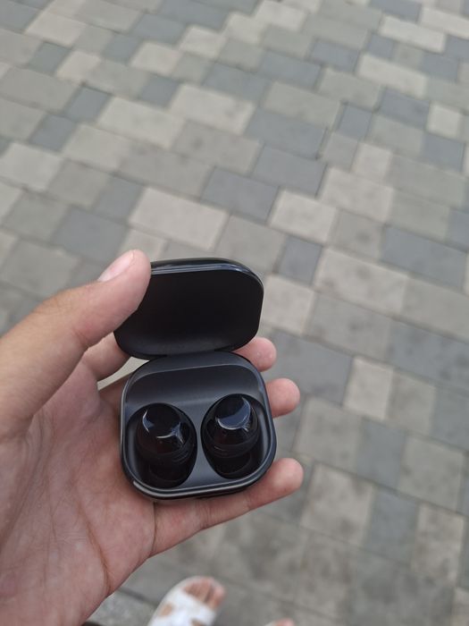 Samsung Galaxy buds core