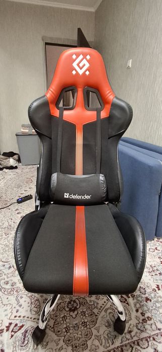 Продам игровое кресло