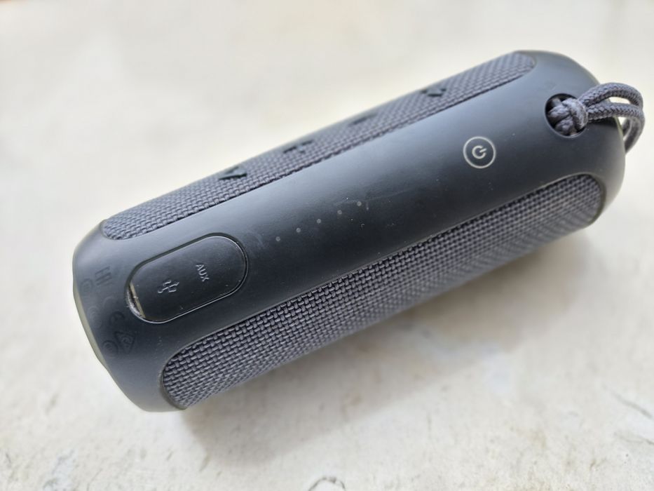 JBL flip 3+ wave beam, оригинални,  топ състояние.