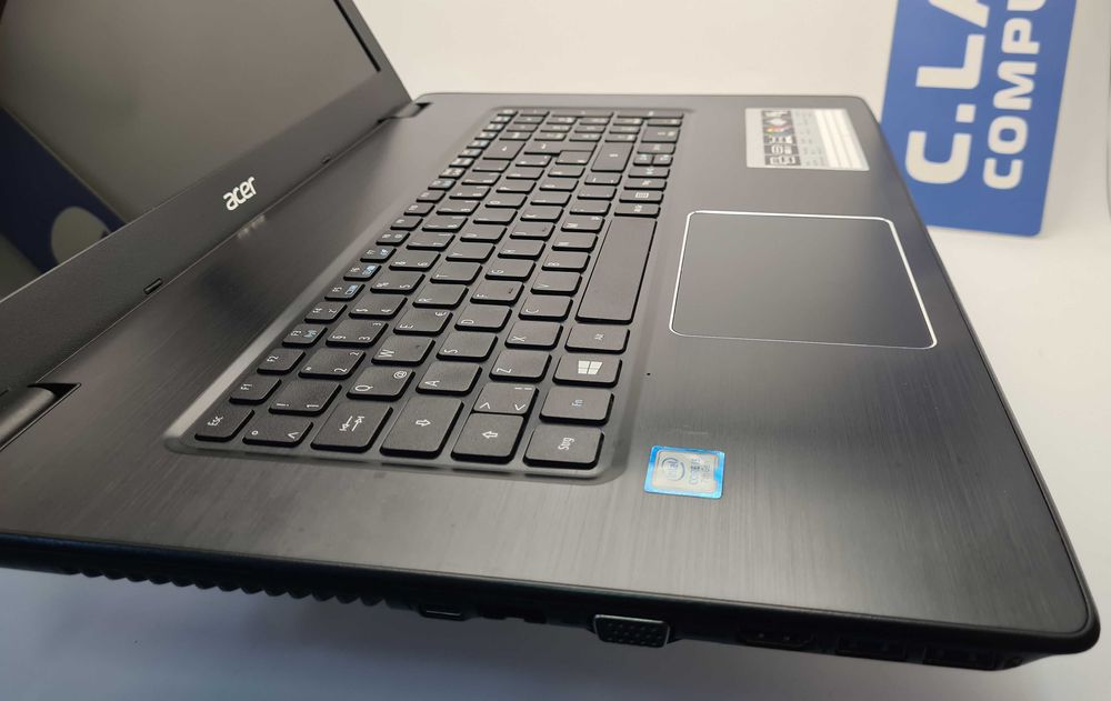Acer Aspire E5-774   i5-7200U/8GB/256SSD/750HDD