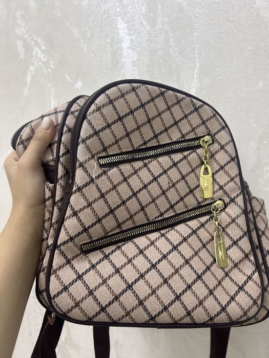 Продам рюкзяк,б/у