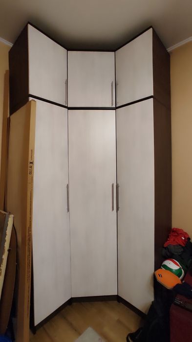 Угловой шкаф 120*120см*выс 274см