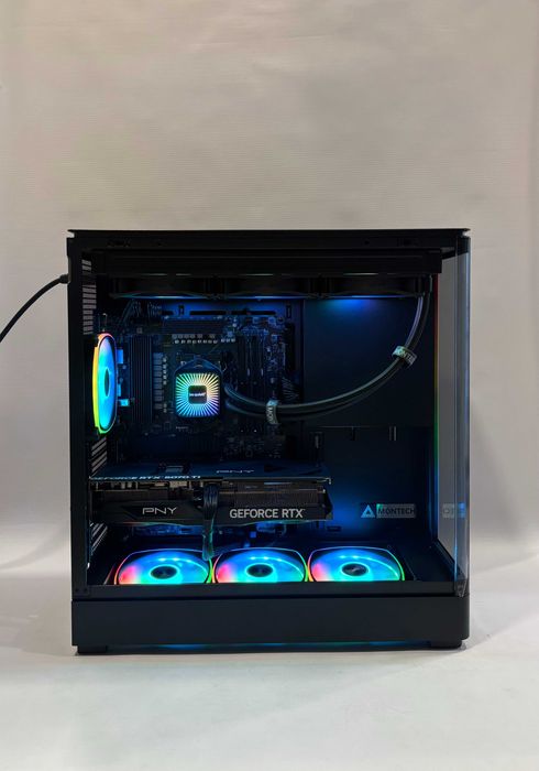 Геймърски компютър AMD Ryzen 7 9800X3D, RTX 5070 Ti 16GB, 64GB ram