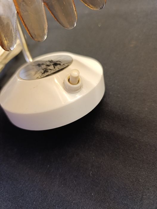 Съветска настолна лампа