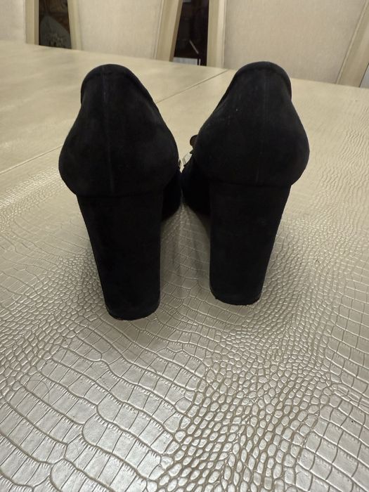 Срочно продам туфли