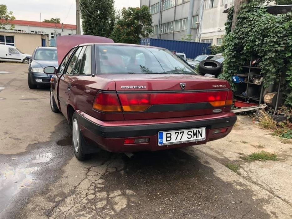 Autoturism Daewoo Espero