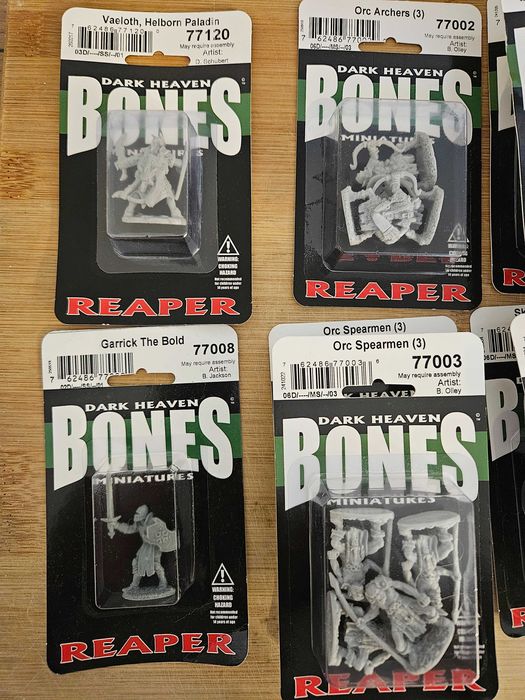 Миниатюри за RPG, D&D, Pathfinder игри и други - Reaper Bones