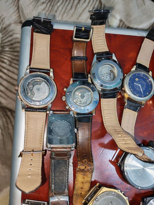 Разные наручные часы