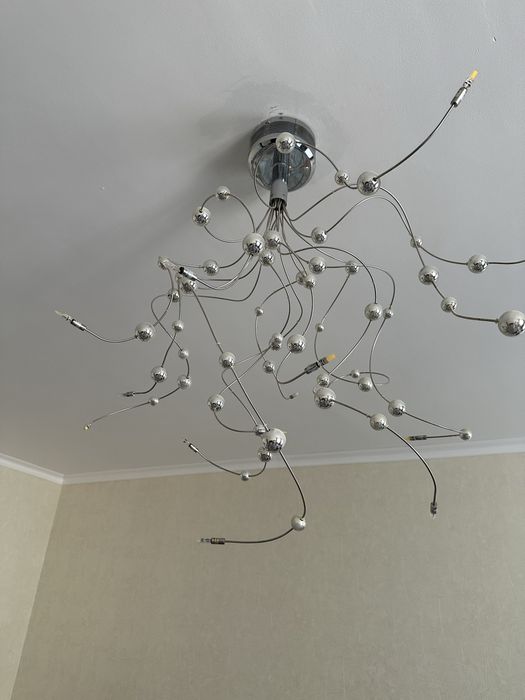 Стильная люстра