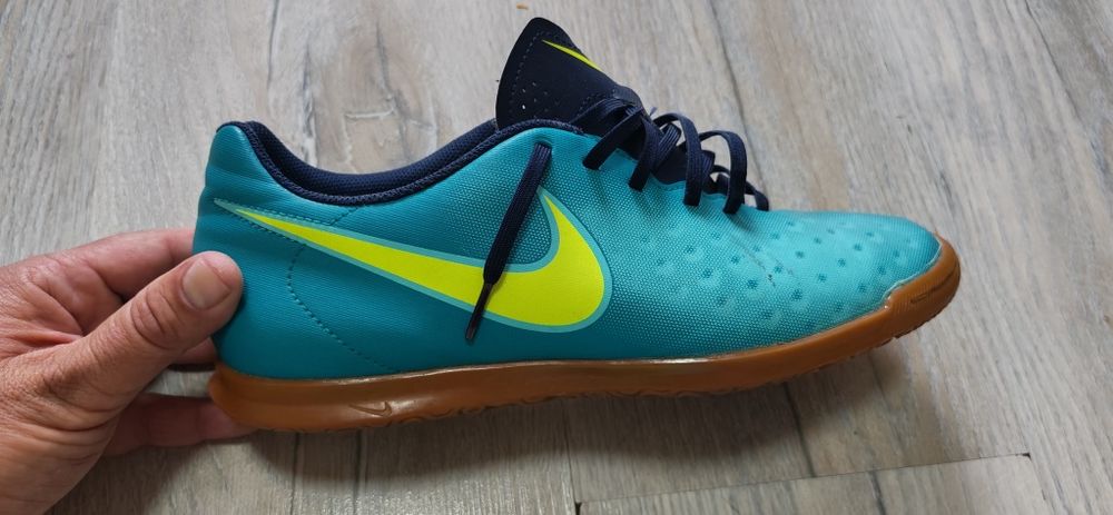 Adidași Nike Magistax mărimea 43