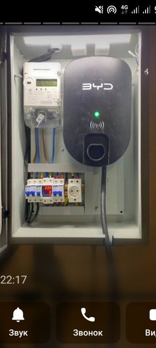 Установка зарядного устройства для электромобилей. BYD, ZEEKR