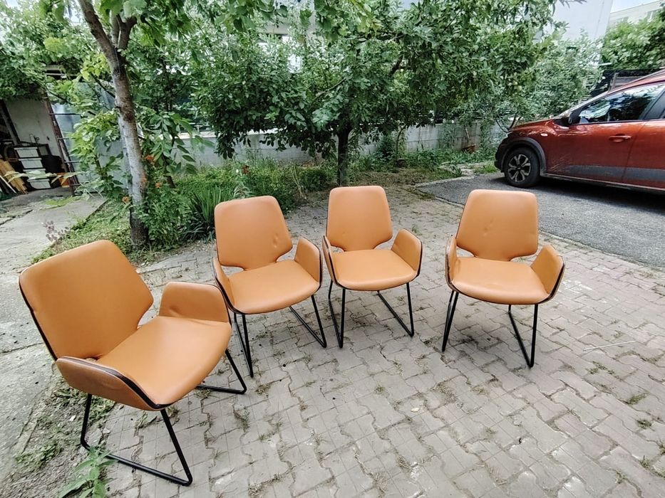 „Set scaune design modern, piele ecologică cognac