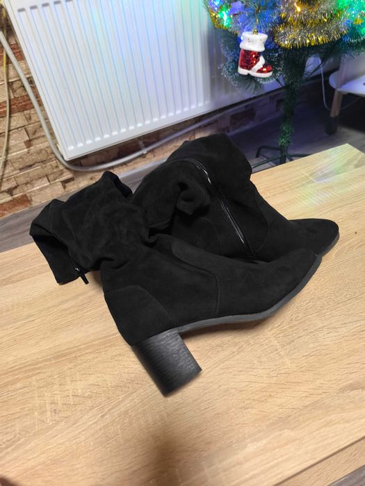 Дамски ботуши 42 номер. Като нови