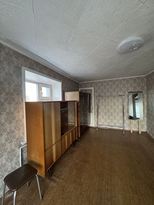 Продам квартиру проспект Республики 55