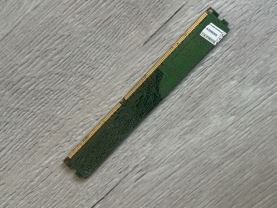 Продам оперативку 1 шт