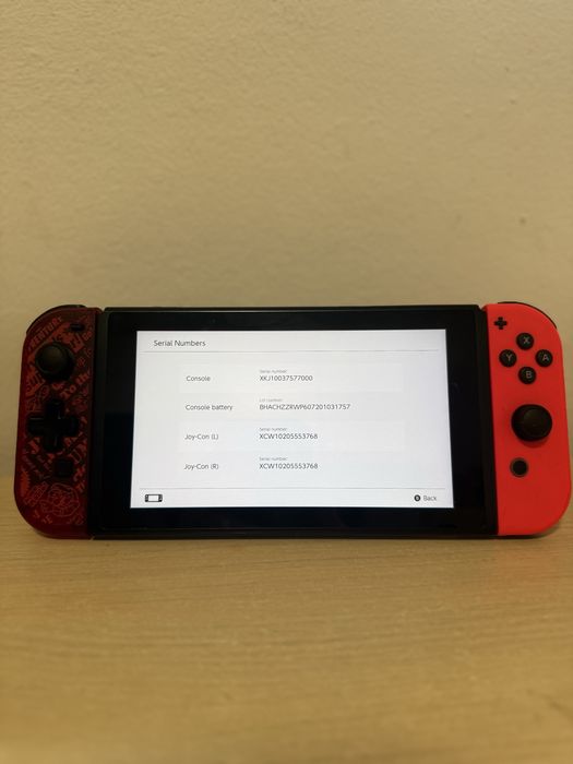 Nintendo Switch -Cititi Descrierea