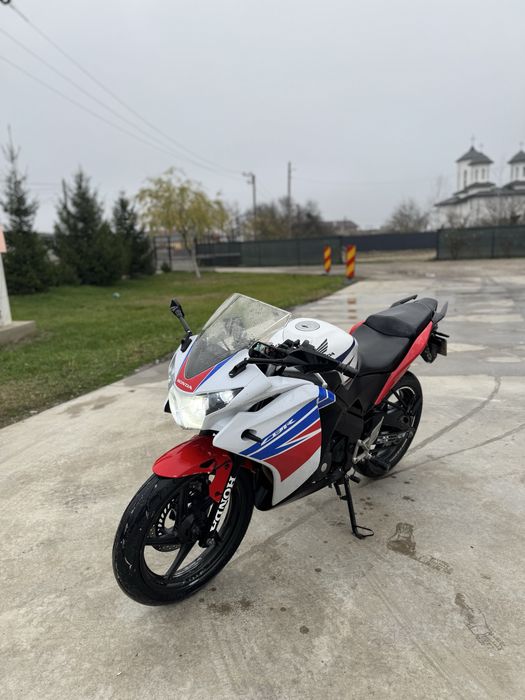 honda cbr 125 r 2016