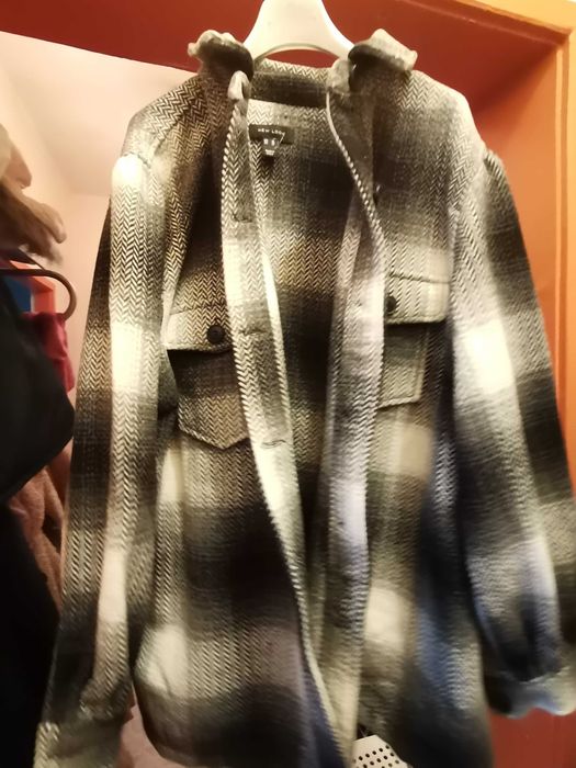 Мека дебела риза топ нова от Англия