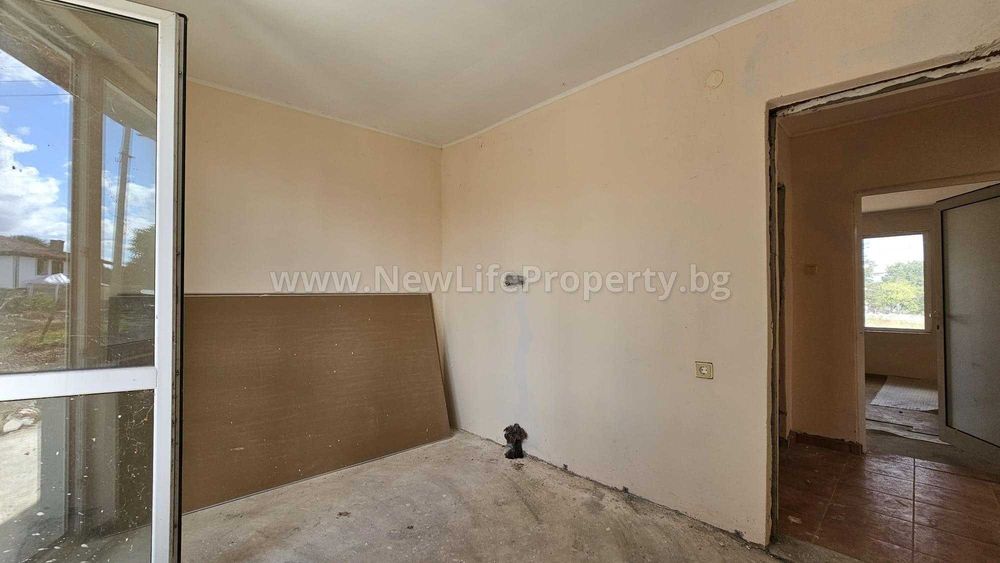 Продава се Къща в с. Дюлево, Област Бургас - 70 кв.м за 786 €/кв.м - Снимка #13