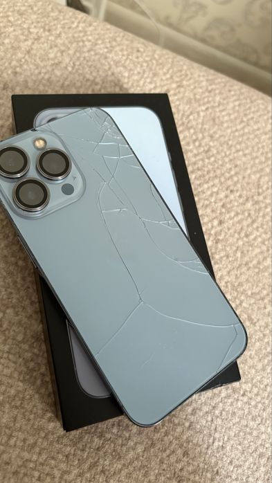 Айфон 13 про, коробкой