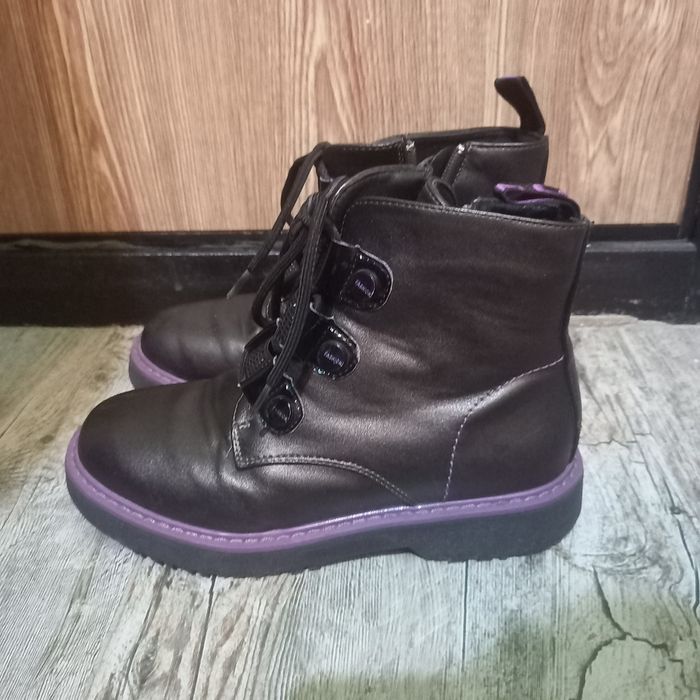 Продам сапоги осень весна 35р.