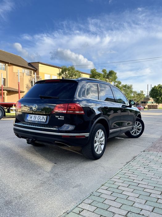 Volkswagen Touareg 3.0 TDI 4Motion Carat Panorama Distronic Full