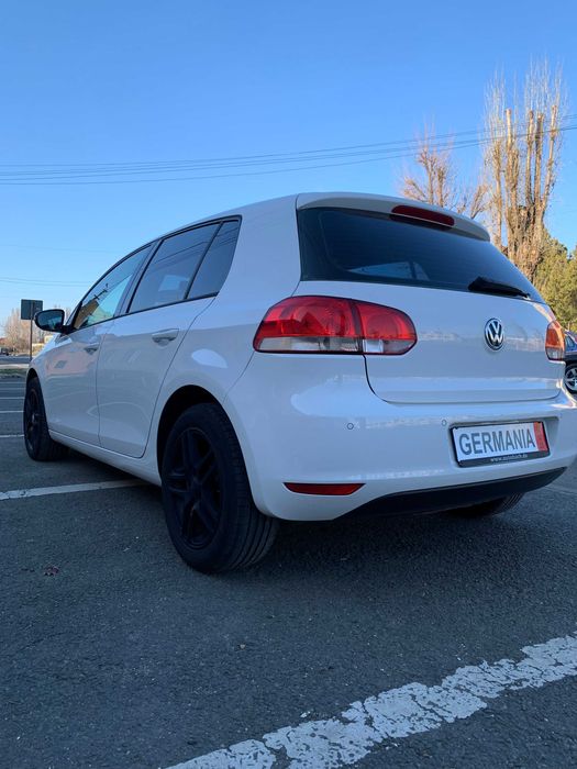 Vw Golf 6 EURO 5 1.6 MPI 102 cp Confortline Alb Perlat 2011 Privat TOP