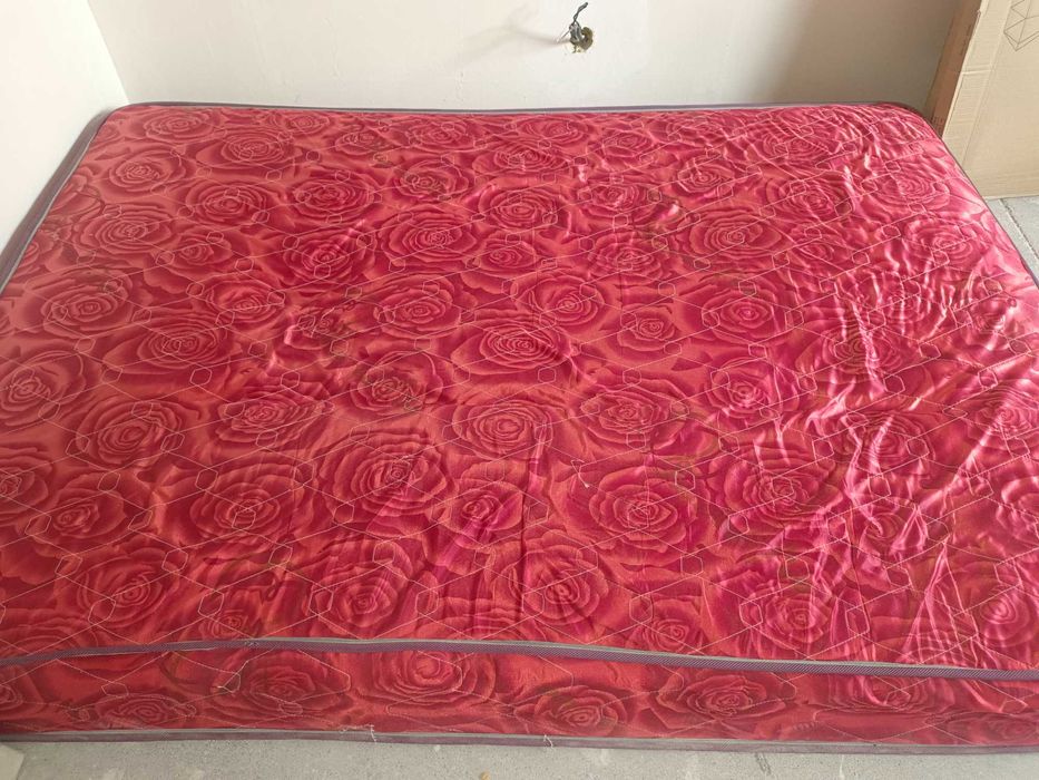 Продам матрас .  ...